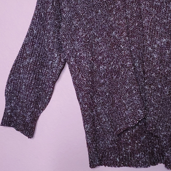 Brandy Melville John Galt Oversized Knit Sweater - Picture 4 of 15